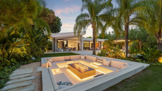 LAS CHAPAS 5 | IMPRESSIEVE LUXE VILLA IN LAS CHAPAS, MARBELLA OOST