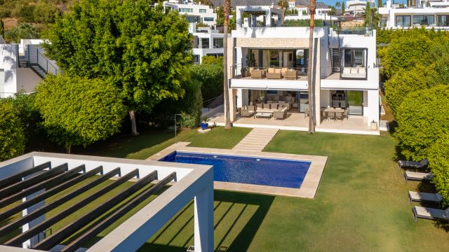 LOS OLIVOS 2 | SUPERBE VILLA CONTEMPORAINE À NUEVA ANDALUCÍA