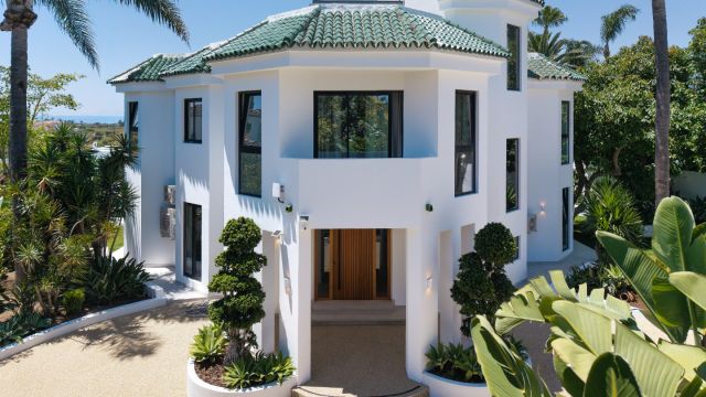 BEL AIR BLEU | SOPHISTICATED LUXURY VILLA IN BEL AIR, ESTEPONA EAST
