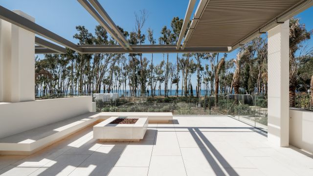 UNO MARBELLA BEACH HOUSE 6 |APPARTEMENT DIRECT AAN HET STRAND IN UNO, AAN DE GOLDEN MILE VAN MARBELLA
