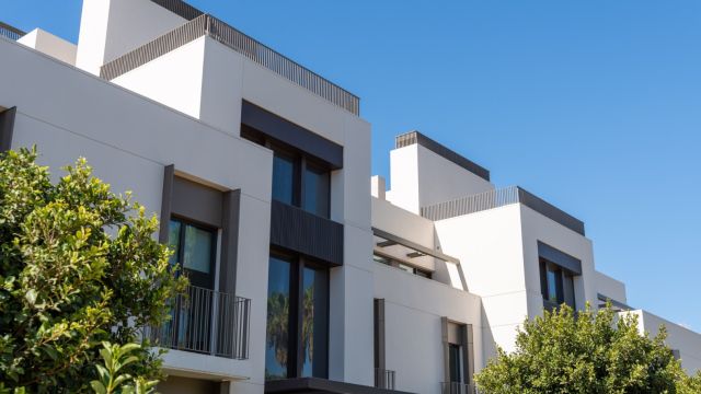 UNO MARBELLA BEACH HOUSE 5|BEACHFRONT DUPLEX PENTHOUSE ON MARBELLA’S GOLDEN MILE