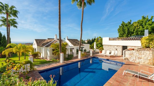 CASA K | SPEKTAKULÄRE LUXUSVILLA IN PUERTO DEL ALMENDRO, BENAHAVÍS