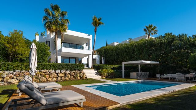 LOS OLIVOS 3 | CONTEMPORAINE LUXE VILLA IN LOS OLIVOS, NUEVA ANDALUCÍA
