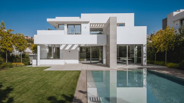VILLA CELIA | IMPRESIONANTE VILLA CONTEMPORÁNEA EN EL PARAÍSO, MARBELLA
