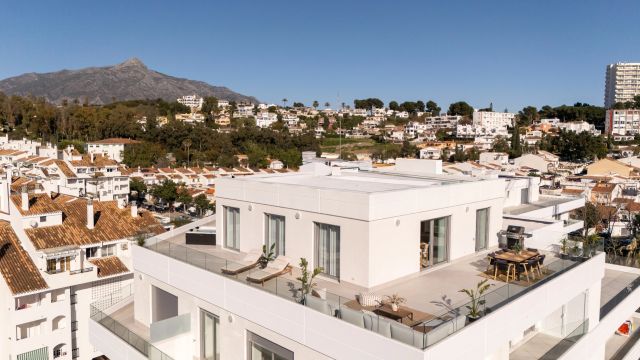 PENTHOUSE TERRAZAS | LUXUS-PENTHOUSE MIT GROSSZÜGIGEN TERRASSEN IN NUEVA ANDALUCÍA, MARBELLA