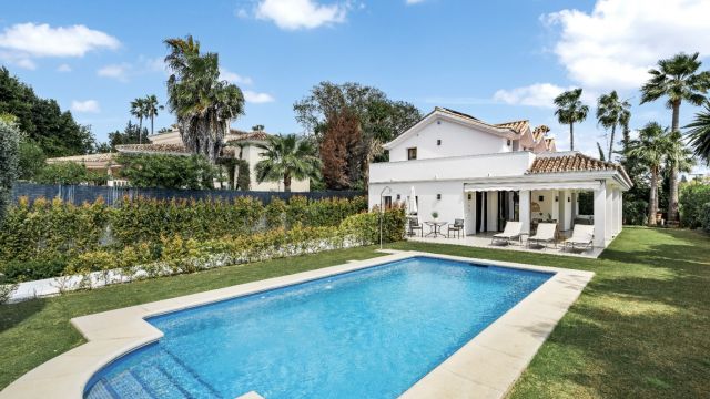 AURIGA 5 | GERENOVEERDE VILLA IN NUEVA ANDALUCÍA, MARBELLA