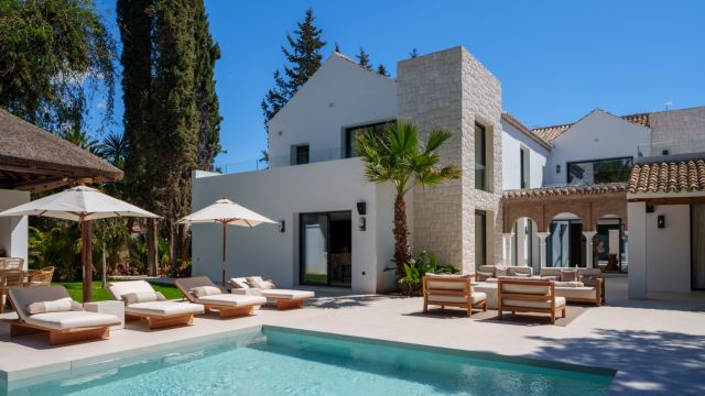 VILLA LAS PALMERAS | IMPRESIONANTE VILLA DE LUJO EN LAS BRISAS, NUEVA ANDALUCÍA
