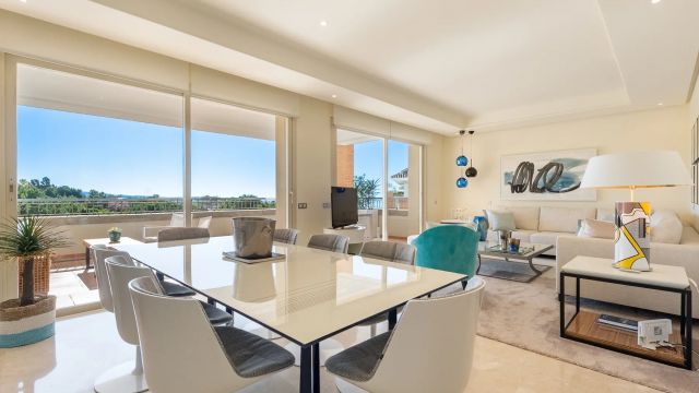 BRIGHT APARTMENT IN LA TRINIDAD, MARBELLA GOLDEN MILE