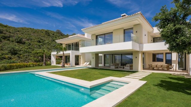 VILLA QUERCUS | EXCEPTIONAL VILLA IN MARBELLA CLUB GOLF RESORT, BENAHAVÍS