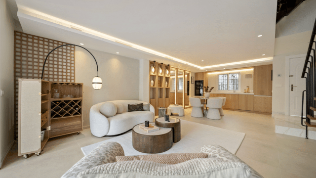 CASA ROMANO HEIGHTS | ÉLÉGANTE MAISON MITOYENNE RÉNOVÉE À ALTOS DE PUENTE ROMANO, MARBELLA GOLDEN MILE