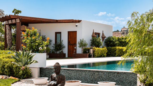 VILLA TRUE LOVE | VILLA IN BENAHAVÍS MET PRIVÉTUIN EN WELLNESSRUIMTES