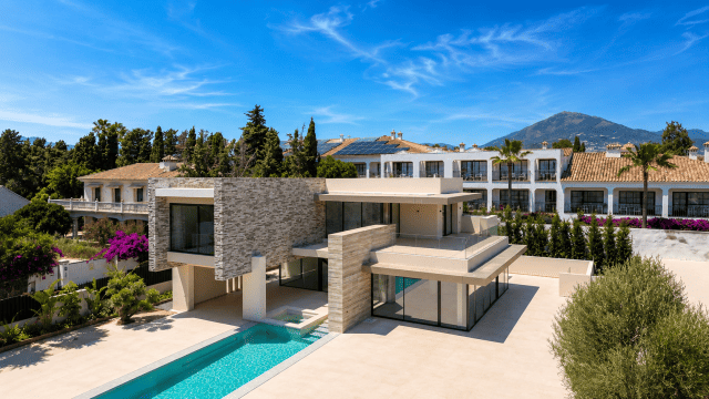PAVILLIONS 1 | EXCLUSIVE NEW-BUILD VILLA NEAR THE BEACH IN CORTIJO BLANCO
