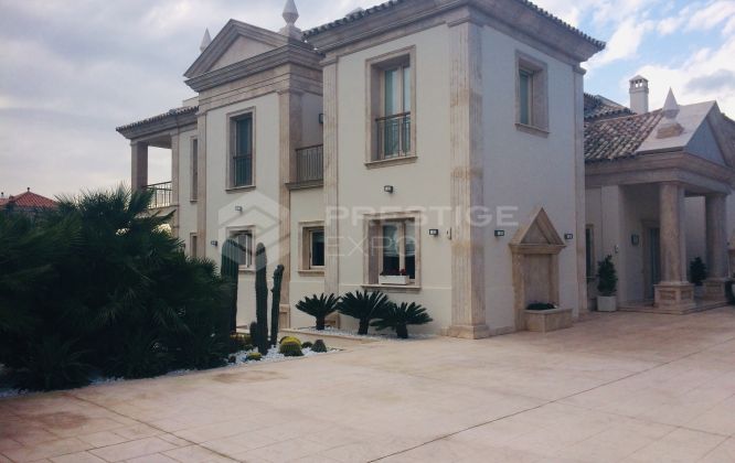 Elegante villa en Sierra Blanca