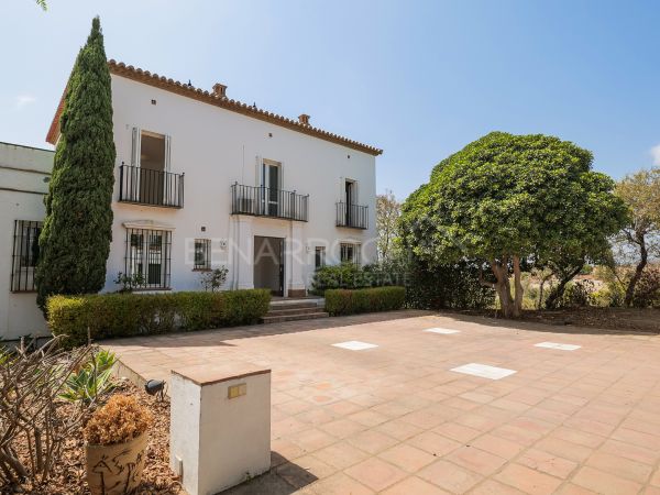 Villa estilo mediterráneo en la Nueva Milla de Oro, Estepona