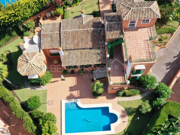 Mediterranean style villa in Bahia de Marbella, Marbella East 