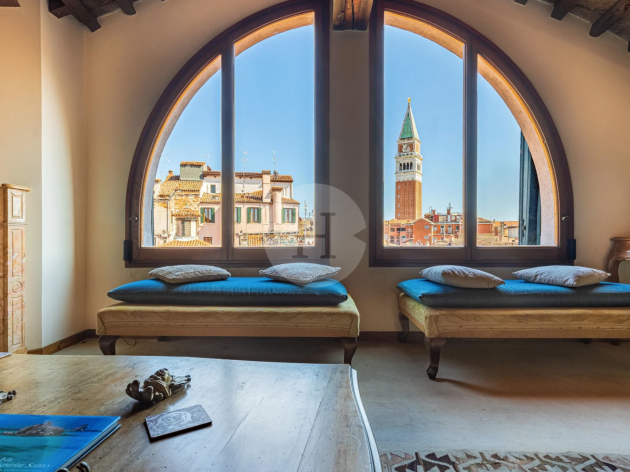 Two incredible apartments with amazing views in Venice, Italy