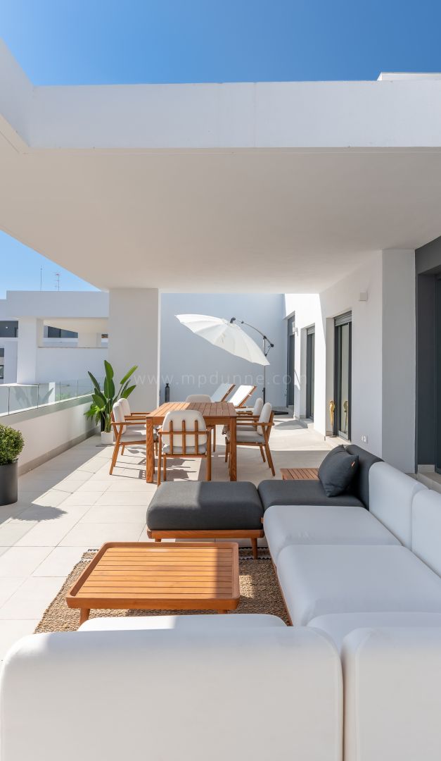 Penthouse with Sea Views on the New Golden Mile, Estepona