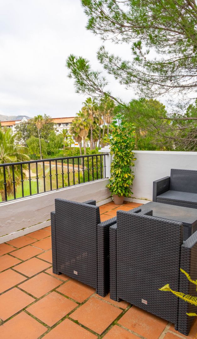 Adosado con vistas al golf en La Quinta