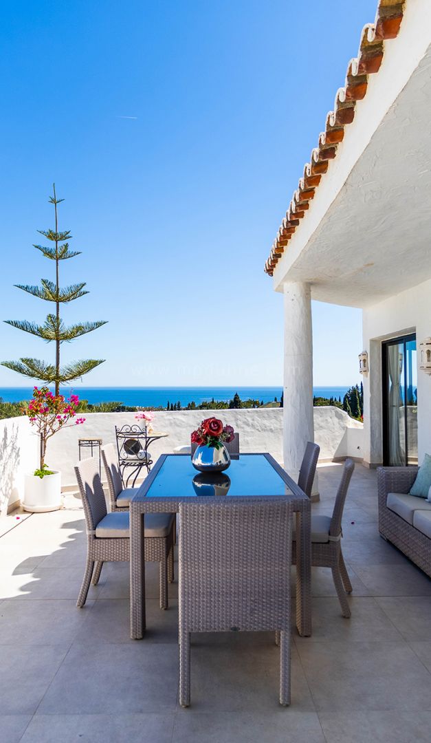 Penthouse mit Panoramablick auf Meer und Berge, Coto Real, Marbella Goldene Meile