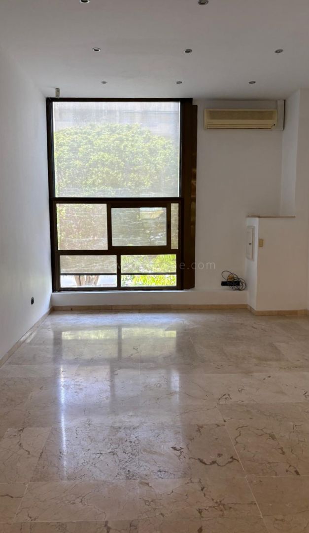 Local Commercial Premium au Centre Cristamar de Puerto Banús