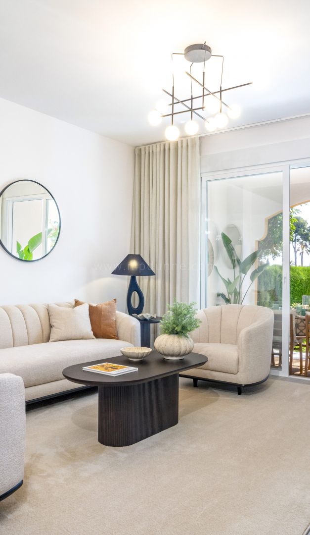 Apartamento en Planta Baja con Jardín en Nueva Andalucía