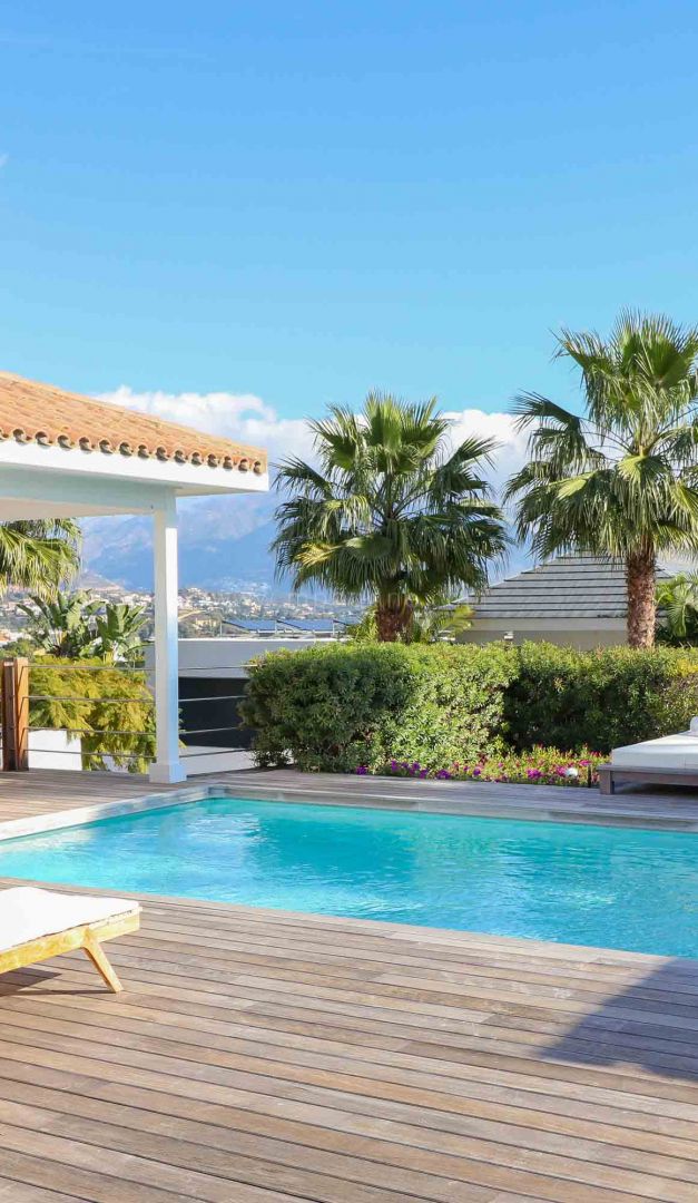 Villa Moderna con vistas a la montaña en La Alquería, Benahavís