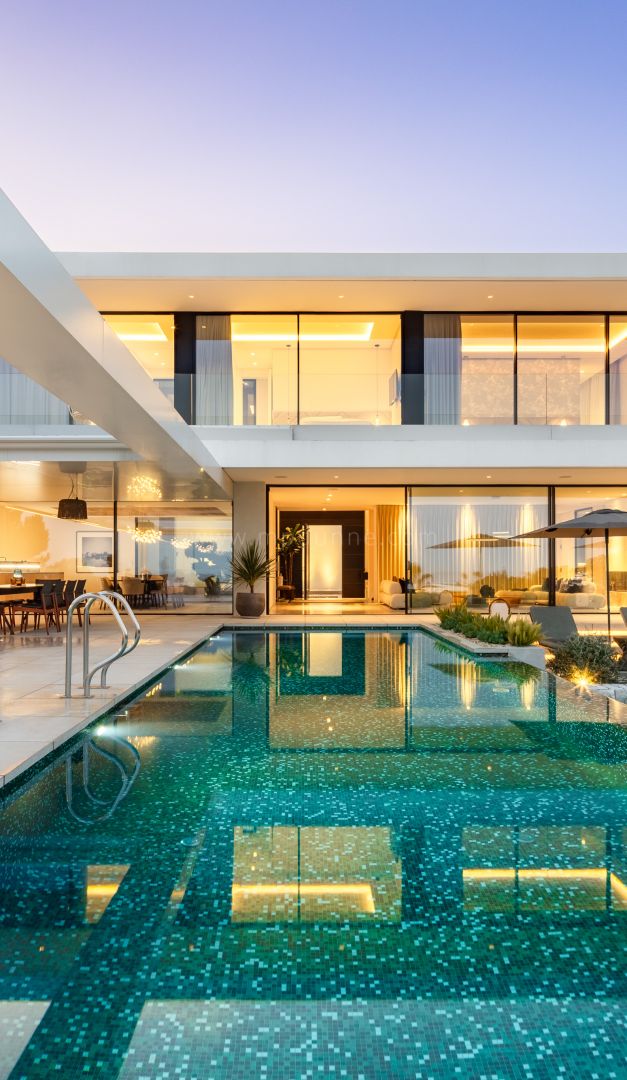 Villa de luxe moderne avec vues panoramiques à El Madroñal