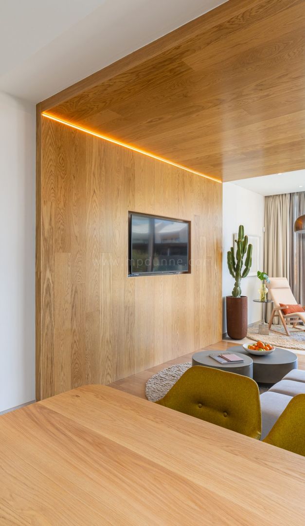 Elegantes Sky Apartment mit Zwei Schlafzimmern im Higuerón Resort