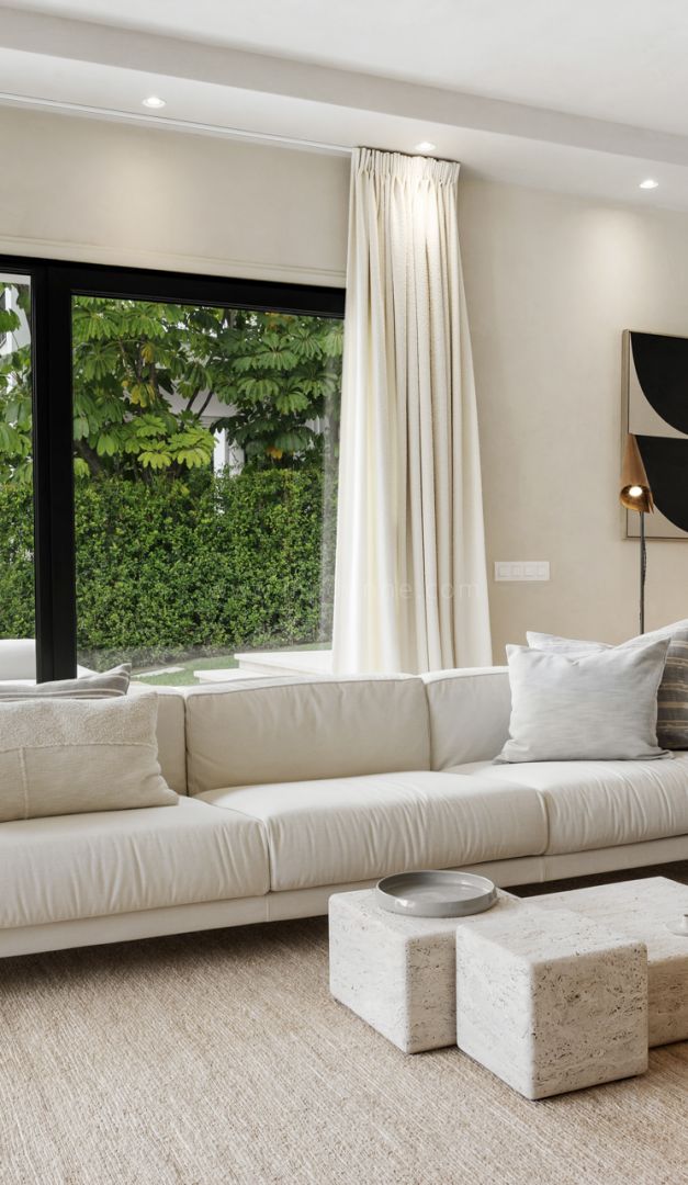 Four-Bedroom Villa in La Alquería, Benahavís