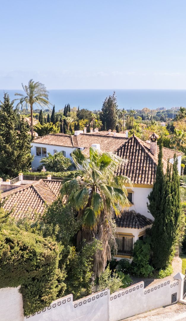 Villa zum Verkauf mit Renovierungspotenzial in Nagüeles, Goldene Meile