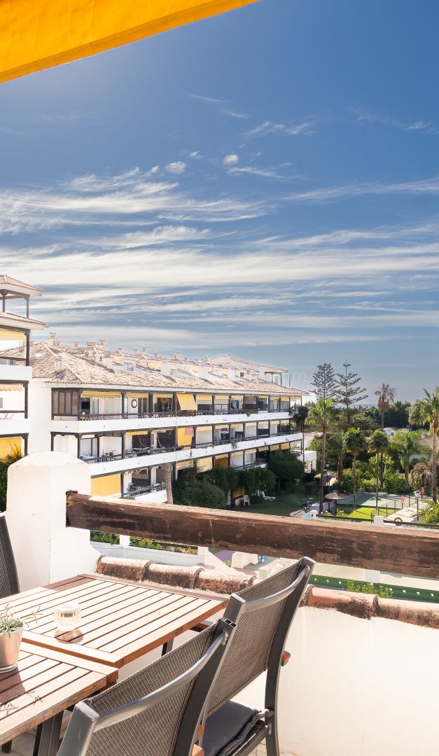 Duplex Penthouse with Sea Views on Marbella’s Golden Mile