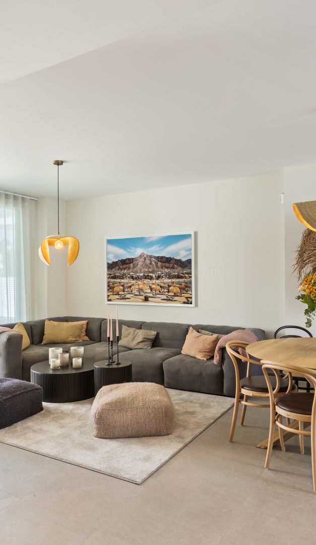 Modernes Stadthaus mit Privater Dachterrasse nahe den Stränden von Marbella