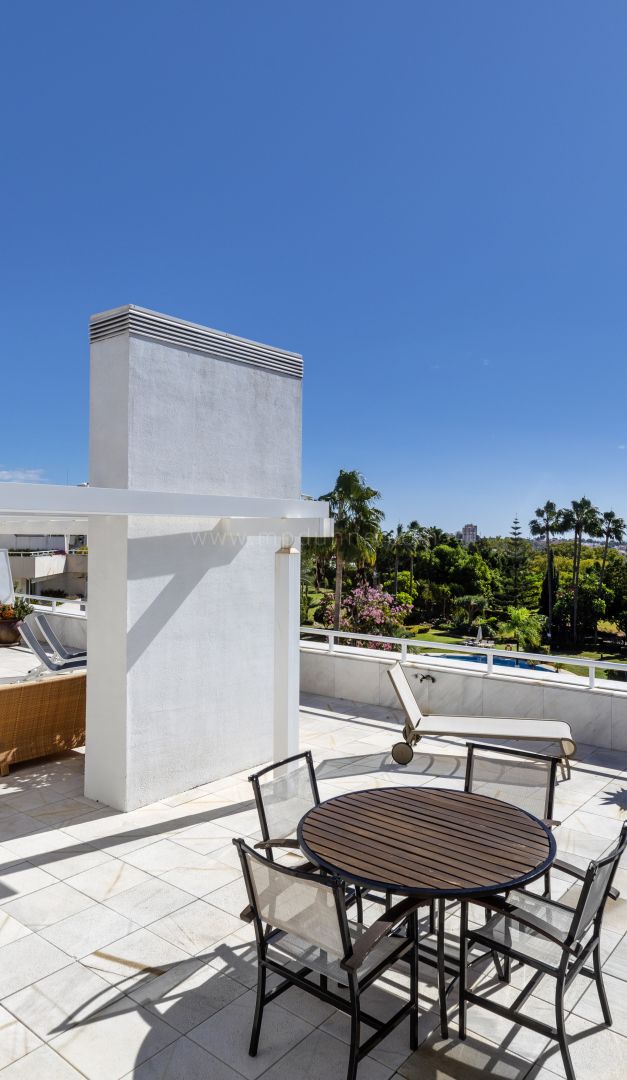 Penthouse duplex d’angle à Los Granados Golf