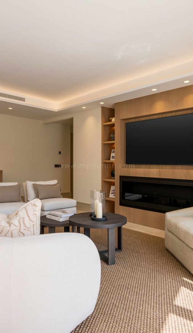 Renovated apartment in Marbella's Golden Mile