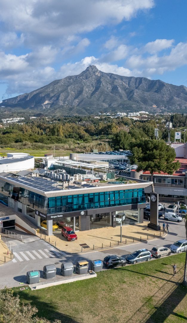 Local comercial premium cerca de Puerto Banús Marbella