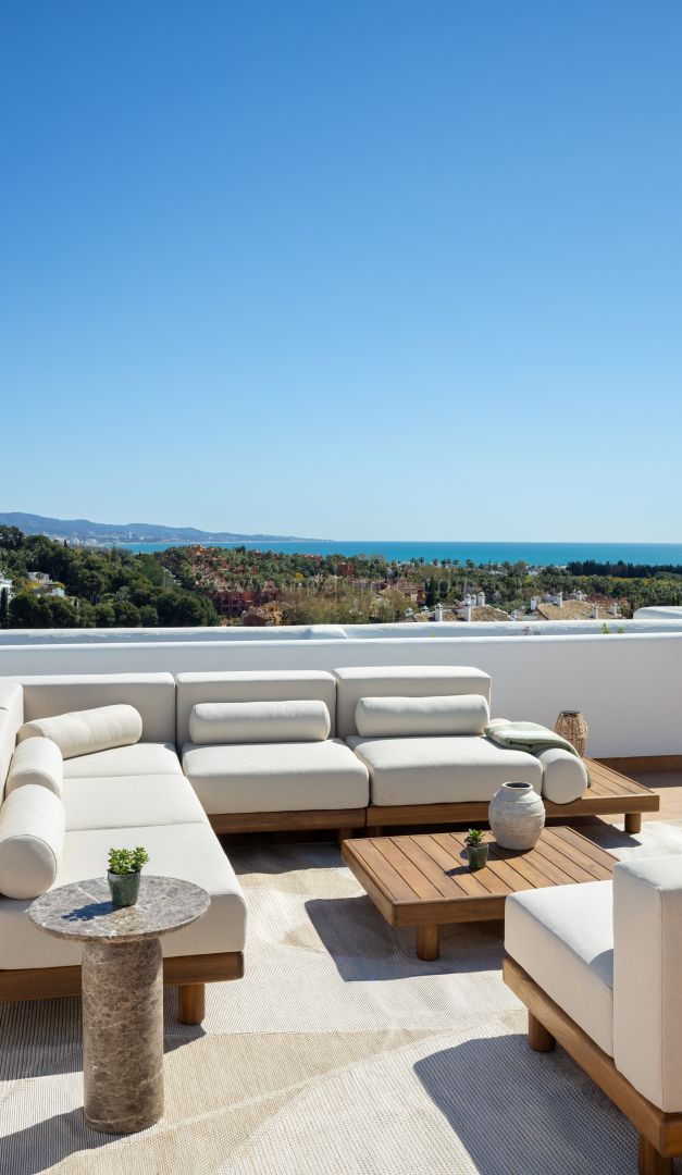Apartamento reformado con vistas al mar y montaña Marbella