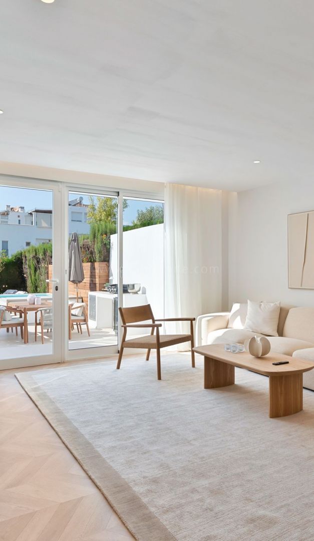 Moderne 4-Schlafzimmer-Reihenhaus in Nagüeles, Marbella