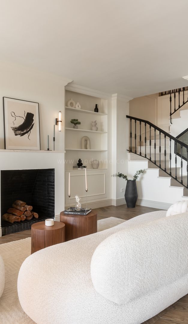 Renovated Duplex with Scandinavian Design and Sea Views