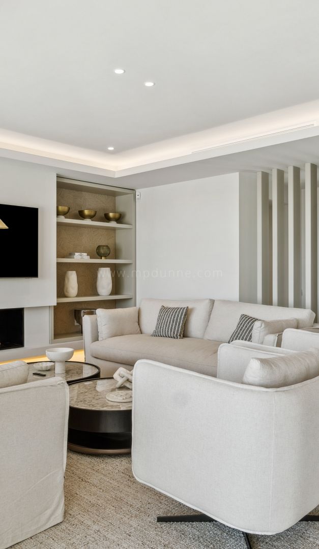 Villa Rosalia, Contemporary Sea-View Villa in Nueva Andalucía, Marbella