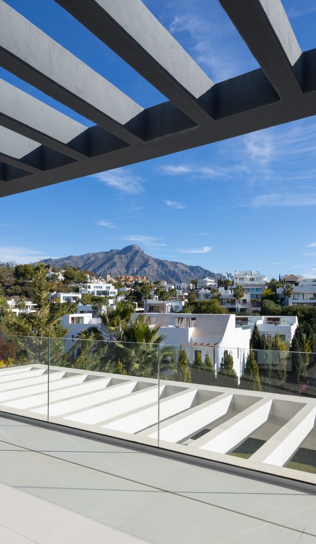 Villa Gardenia - Villa Moderne avec Emplacement Privilégié à Nueva Andalucía