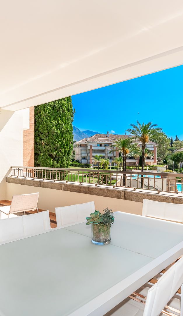 Luxurious Apartment in La Trinidad, Golden Mile Marbella