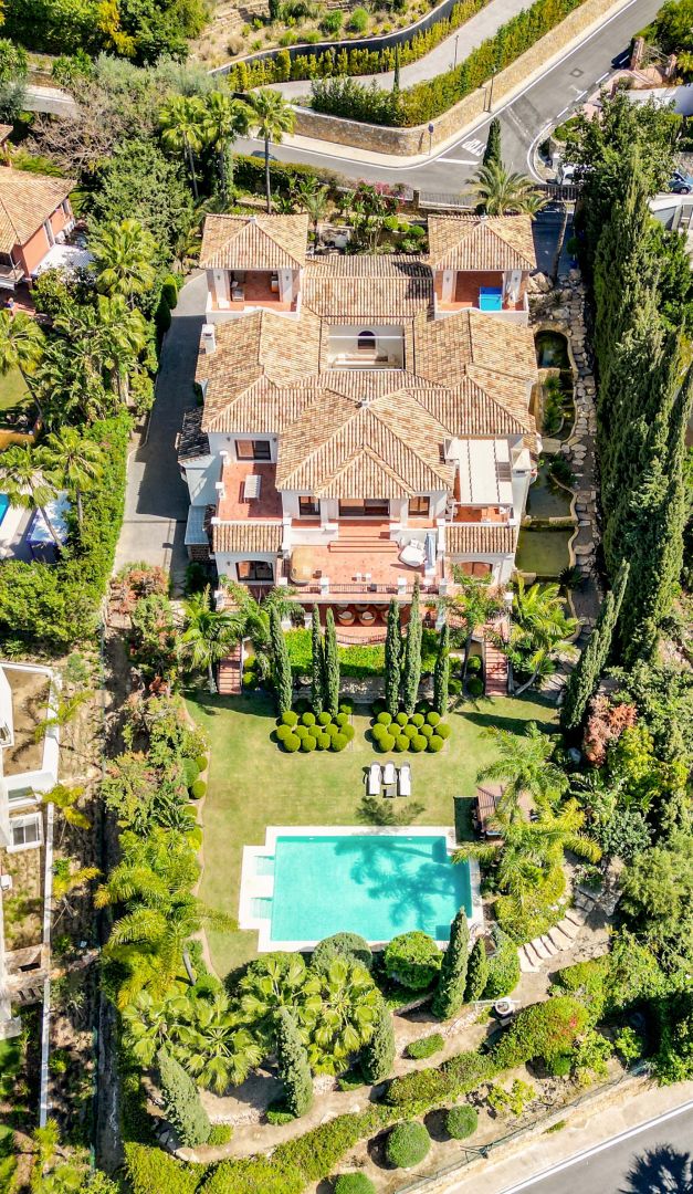 Villa de style andalou à Cascada de Camojan.