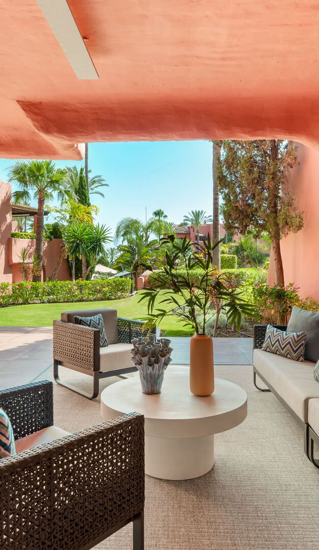 Frontline Beach Vollständig renovierte Erdgeschosswohnung New Golden Mile