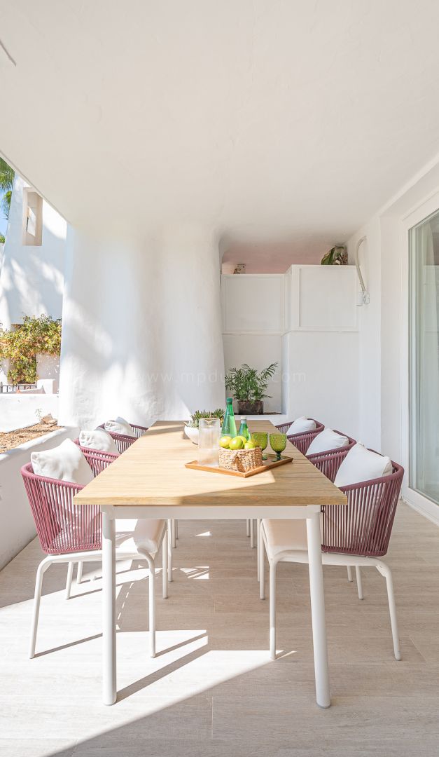 Apartamento reformado, junto a la playa en Puente Romano