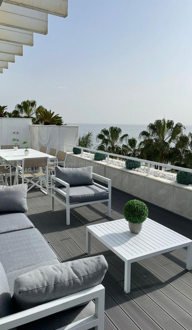 Duplex-Penthouse zu vermieten in Los Granados II, Marbella Goldene Meile