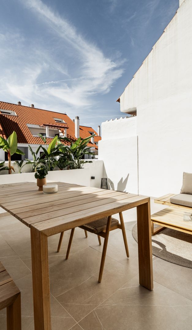 Renoviertes Penthouse in der Nähe aller Annehmlichkeiten in Nueva Andalucia