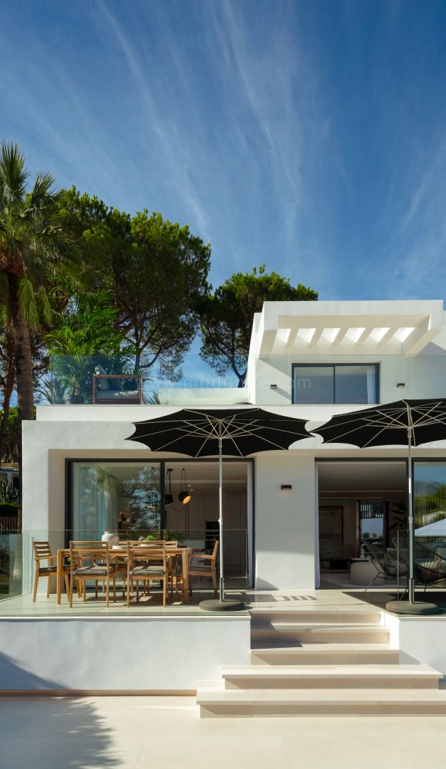 Villa contemporaine à Golf Valley, Nueva Andalucia