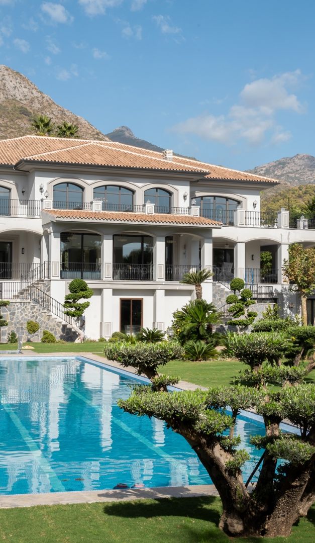 Villa de construction récente à Sierra Blanca, sur la Golden Mile de Marbella.