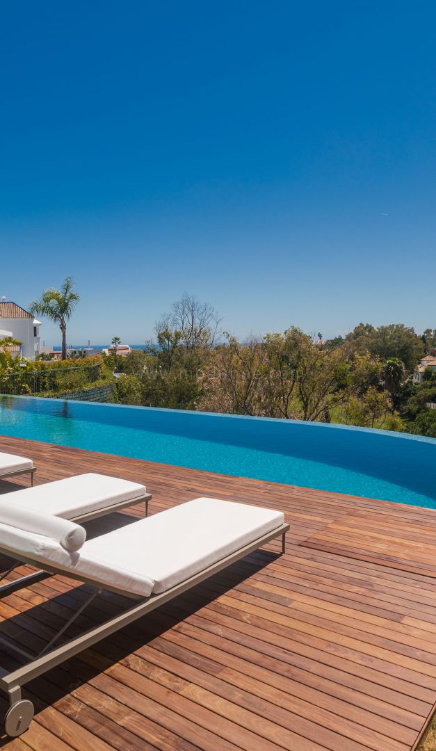 Zeitgenössisch gestaltete Villa in La Quinta Golf