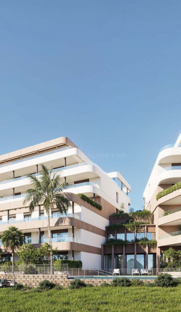 Neue Wohnanlage am Golfplatz in Estepona